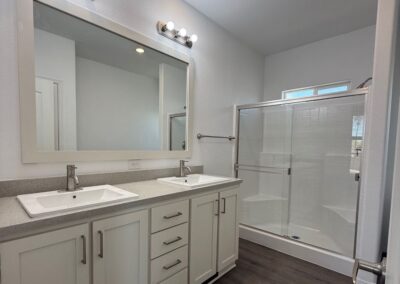 North Phoenix Double Wide Home For Sale - Arizona Property For Sale - Bathroom