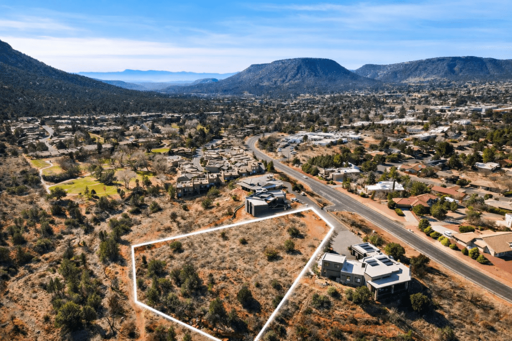 buildable private property in Sedona Arizona with 360 mountain views